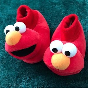 Elmo Slippers